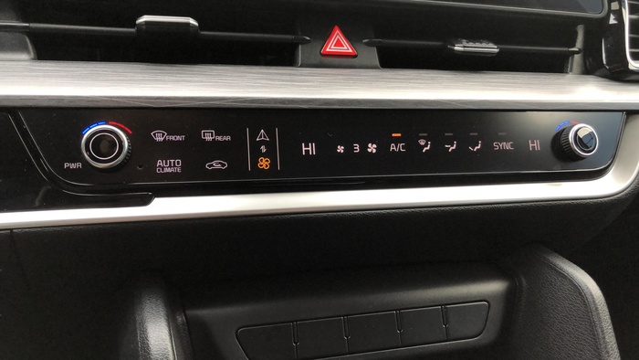 Kia Sportage 1.6 T-GDi Drive 4x2 118 kW (160 CV) Vehículo usado en Sevilla Kia Sportage 1.6 T-GDi Drive 4x2 118 kW (160 CV) Vehículo usado en Sevilla