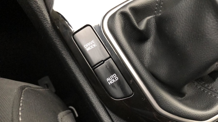 Kia Sportage 1.6 T-GDi Drive 4x2 118 kW (160 CV) Vehículo usado en Sevilla Kia Sportage 1.6 T-GDi Drive 4x2 118 kW (160 CV) Vehículo usado en Sevilla