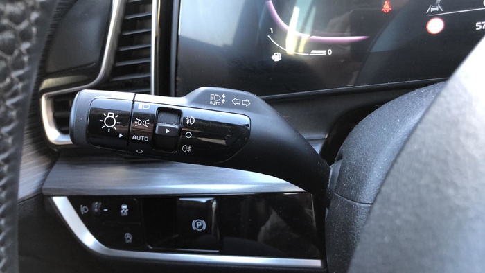 Kia Sportage 1.6 T-GDi Drive 4x2 118 kW (160 CV) Vehículo usado en Sevilla Kia Sportage 1.6 T-GDi Drive 4x2 118 kW (160 CV) Vehículo usado en Sevilla