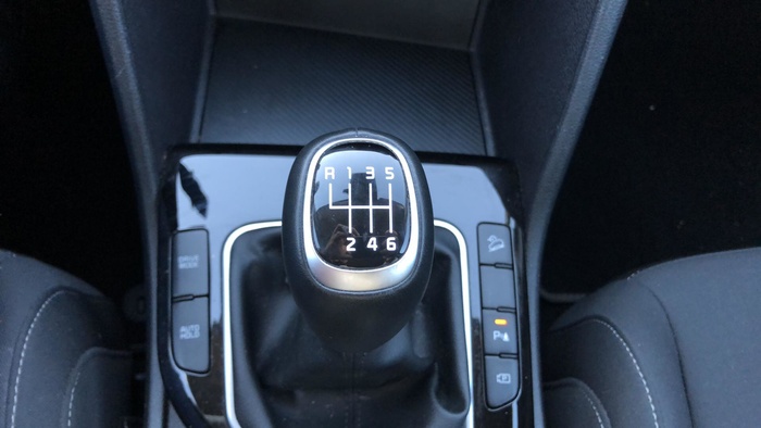 Kia Sportage 1.6 T-GDi Drive 4x2 118 kW (160 CV) Vehículo usado en Sevilla Kia Sportage 1.6 T-GDi Drive 4x2 118 kW (160 CV) Vehículo usado en Sevilla