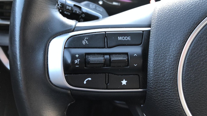 Kia Sportage 1.6 T-GDi Drive 4x2 118 kW (160 CV) Vehículo usado en Sevilla Kia Sportage 1.6 T-GDi Drive 4x2 118 kW (160 CV) Vehículo usado en Sevilla