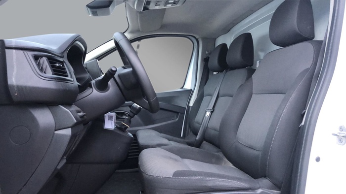 Renault Trafic Furgon L1H1 Blue dCi 96 kW (130 CV) Vehículo usado en Sevilla Renault Trafic Furgon L1H1 Blue dCi 96 kW (130 CV) Vehículo usado en Sevilla