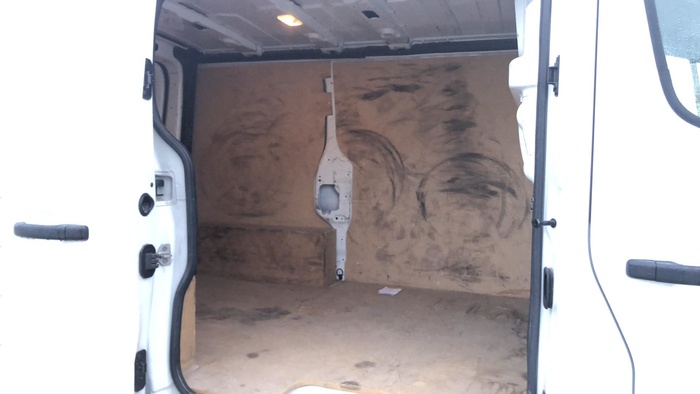 Renault Trafic Furgon L1H1 Blue dCi 96 kW (130 CV) Vehículo usado en Sevilla Renault Trafic Furgon L1H1 Blue dCi 96 kW (130 CV) Vehículo usado en Sevilla