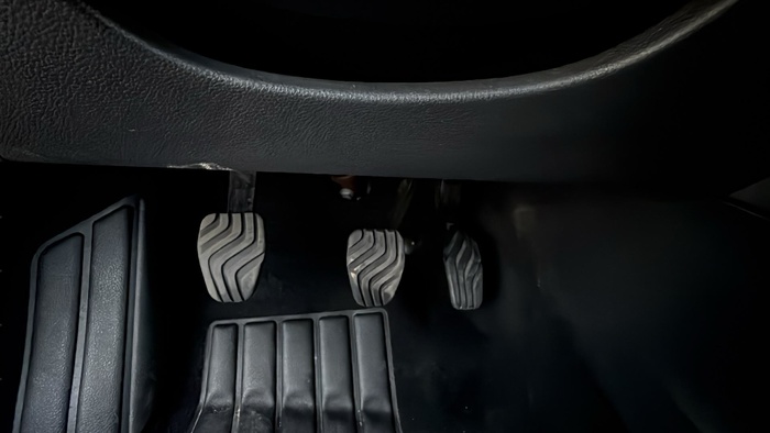 Renault Clio Equilibre TCe 66 kW (90 CV) Vehículo usado en Sevilla Renault Clio Equilibre TCe 66 kW (90 CV) Vehículo usado en Sevilla