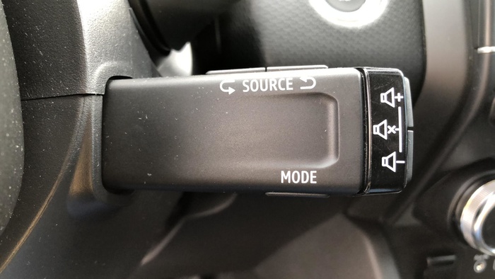 Renault Clio Equilibre Blue dCi 74 kW (100 CV) Vehículo usado en Sevilla Renault Clio Equilibre Blue dCi 74 kW (100 CV) Vehículo usado en Sevilla