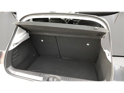 Renault Clio Equilibre Blue dCi 74 kW (100 CV) 9 Renault Clio Equilibre Blue dCi 74 kW (100 CV) 9