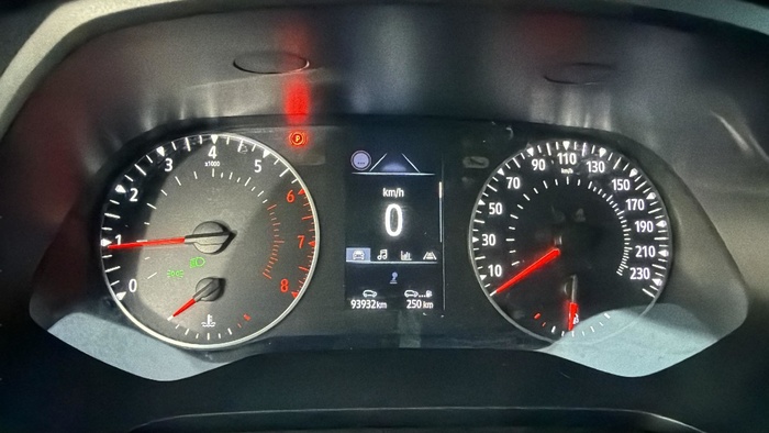 Renault Captur Intens TCe 66 kW (90 CV) Vehículo usado en Sevilla Renault Captur Intens TCe 66 kW (90 CV) Vehículo usado en Sevilla