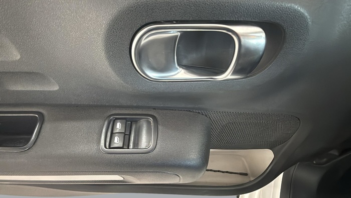 Citroen C3 BlueHDi 100 S&S Live Pack 75 KW (100 CV) Vehículo usado en Sevilla Citroen C3 BlueHDi 100 S&S Live Pack 75 KW (100 CV) Vehículo usado en Sevilla