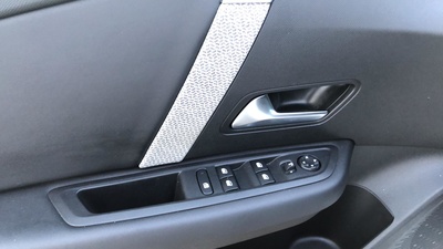 Citroen C4 PureTech 155 S&S Shine EAT8 114 kW (155 CV) 11 Citroen C4 PureTech 155 S&S Shine EAT8 114 kW (155 CV) 11