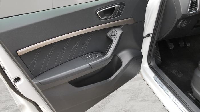 SEAT Ateca 1.5 TSI S&S X-Perience XXL 110 kW (150 CV) Vehículo usado en Sevilla SEAT Ateca 1.5 TSI S&S X-Perience XXL 110 kW (150 CV) Vehículo usado en Sevilla