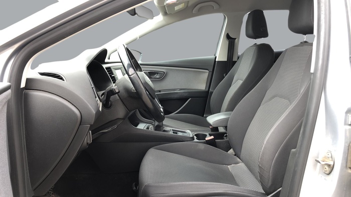 SEAT León ST 1.2 TSI S&S Style 81 kW (110 CV) Vehículo usado en Sevilla SEAT León ST 1.2 TSI S&S Style 81 kW (110 CV) Vehículo usado en Sevilla