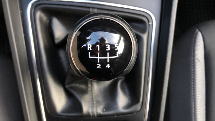 SEAT León 1.6 TDI S&S Style 85 kW (115 CV) Vehículo usado en Sevilla SEAT León 1.6 TDI S&S Style 85 kW (115 CV) Vehículo usado en Sevilla