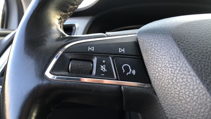 SEAT León 1.6 TDI S&S Style 85 kW (115 CV) Vehículo usado en Sevilla SEAT León 1.6 TDI S&S Style 85 kW (115 CV) Vehículo usado en Sevilla