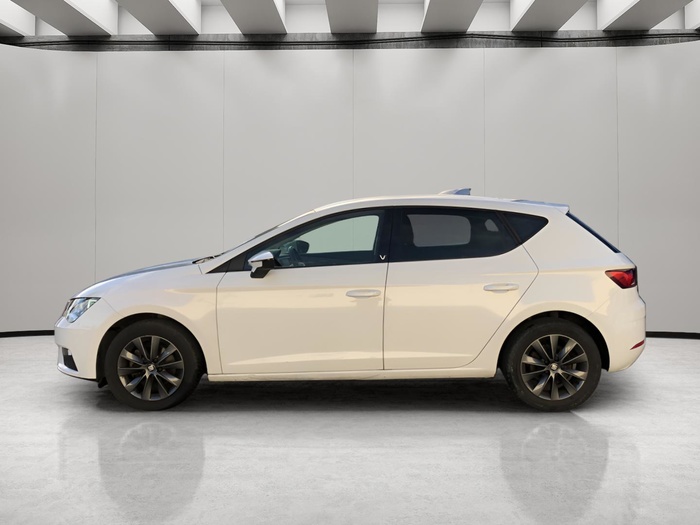 SEAT León 1.6 TDI S&S Style 85 kW (115 CV) Vehículo usado en Sevilla SEAT León 1.6 TDI S&S Style 85 kW (115 CV) Vehículo usado en Sevilla