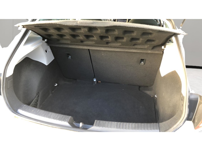 SEAT León 1.6 TDI S&S Style 85 kW (115 CV) Vehículo usado en Sevilla SEAT León 1.6 TDI S&S Style 85 kW (115 CV) Vehículo usado en Sevilla