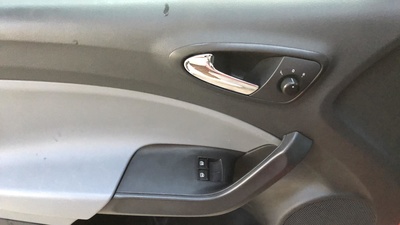 SEAT Ibiza 1.6 TDI Reference 66 kW (90 CV) 8 SEAT Ibiza 1.6 TDI Reference 66 kW (90 CV) 8