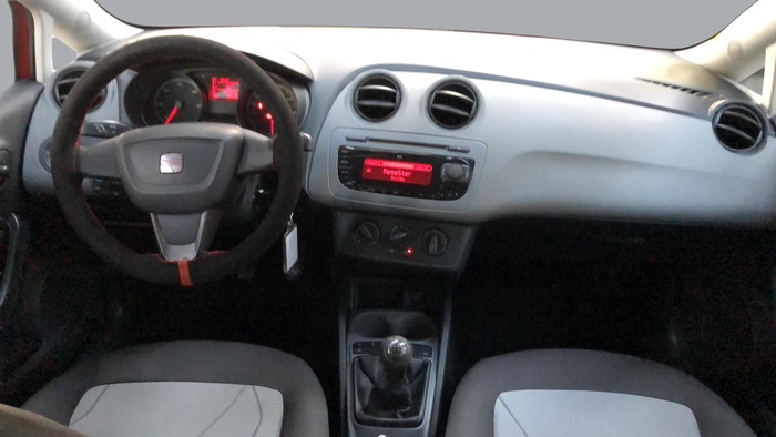 SEAT Ibiza 1.6 TDI Reference 66 kW (90 CV) Vehículo usado en Sevilla SEAT Ibiza 1.6 TDI Reference 66 kW (90 CV) Vehículo usado en Sevilla