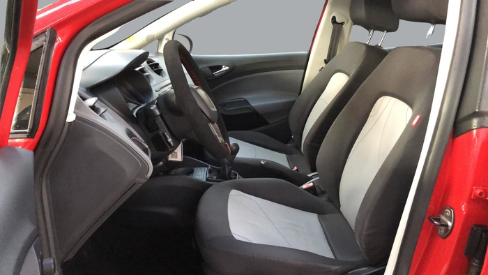 SEAT Ibiza 1.6 TDI Reference 66 kW (90 CV) Vehículo usado en Sevilla SEAT Ibiza 1.6 TDI Reference 66 kW (90 CV) Vehículo usado en Sevilla