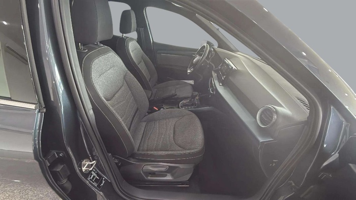 SEAT Arona 1.0 TSI S&S Xperience XS DSG 81 kW (110 CV) Vehículo usado en Sevilla SEAT Arona 1.0 TSI S&S Xperience XS DSG 81 kW (110 CV) Vehículo usado en Sevilla