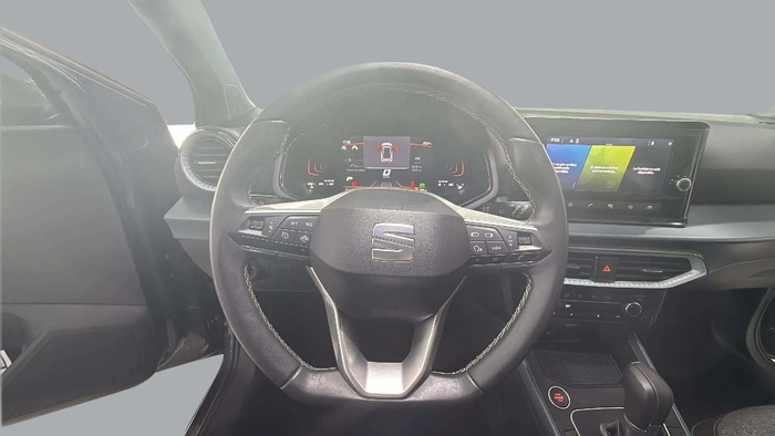 SEAT Arona 1.0 TSI S&S Xperience XS DSG 81 kW (110 CV) Vehículo usado en Sevilla SEAT Arona 1.0 TSI S&S Xperience XS DSG 81 kW (110 CV) Vehículo usado en Sevilla