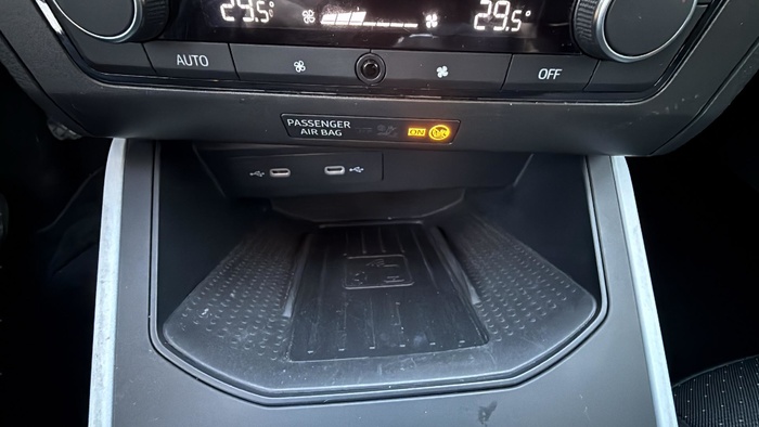 SEAT Arona 1.0 TSI Style Special Edition 85 kW (115 CV) Vehículo usado en Sevilla SEAT Arona 1.0 TSI Style Special Edition 85 kW (115 CV) Vehículo usado en Sevilla