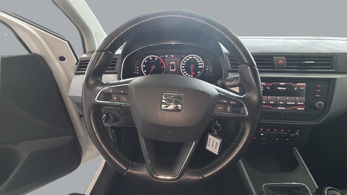 SEAT Arona 1.0 TSI Style Ecomotive 70 kW (95 CV) Vehículo usado en Sevilla SEAT Arona 1.0 TSI Style Ecomotive 70 kW (95 CV) Vehículo usado en Sevilla