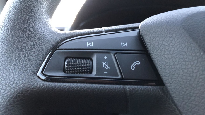 SEAT Ibiza 1.6 TDI Reference Plus 70 kW (95 CV) Vehículo usado en Sevilla SEAT Ibiza 1.6 TDI Reference Plus 70 kW (95 CV) Vehículo usado en Sevilla