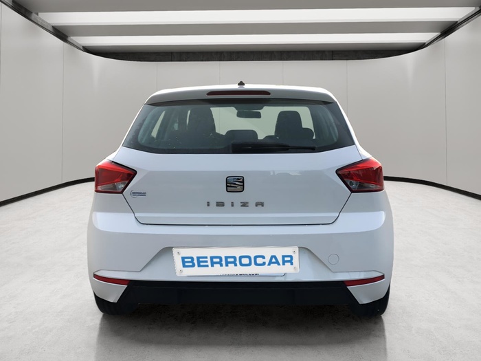 SEAT Ibiza 1.6 TDI Reference Plus 70 kW (95 CV) Vehículo usado en Sevilla SEAT Ibiza 1.6 TDI Reference Plus 70 kW (95 CV) Vehículo usado en Sevilla