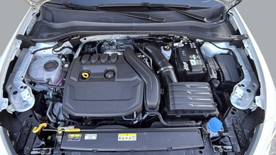 SEAT León ST 1.5 eTSI Style Special Edition Vision DSG 110 kW (150 CV) 21 SEAT León ST 1.5 eTSI Style Special Edition Vision DSG 110 kW (150 CV) 21