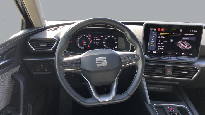 SEAT León 1.5 eTSI Style 25 Aniversario DSG 85 kW (116 CV) Vehículo usado en Sevilla SEAT León 1.5 eTSI Style 25 Aniversario DSG 85 kW (116 CV) Vehículo usado en Sevilla