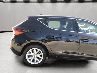 SEAT León 1.5 eTSI Style 25 Aniversario DSG 85 kW (116 CV) 15 SEAT León 1.5 eTSI Style 25 Aniversario DSG 85 kW (116 CV) 15