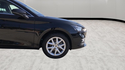 SEAT León 1.5 eTSI Style 25 Aniversario DSG 85 kW (116 CV) 14 SEAT León 1.5 eTSI Style 25 Aniversario DSG 85 kW (116 CV) 14