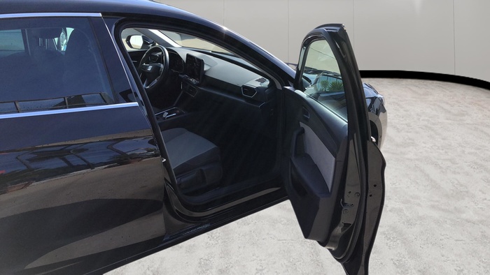 SEAT León 1.5 eTSI Style 25 Aniversario DSG 85 kW (116 CV) Vehículo usado en Sevilla SEAT León 1.5 eTSI Style 25 Aniversario DSG 85 kW (116 CV) Vehículo usado en Sevilla