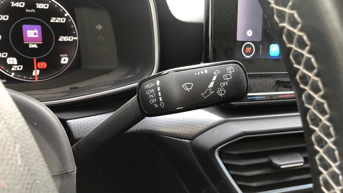 SEAT León 2.0 TDI S&S Style Go 85 kW (115 CV) Vehículo usado en Sevilla SEAT León 2.0 TDI S&S Style Go 85 kW (115 CV) Vehículo usado en Sevilla