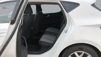 SEAT León 2.0 TDI S&S Style Go 85 kW (115 CV) 22 SEAT León 2.0 TDI S&S Style Go 85 kW (115 CV) 22