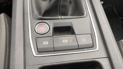 SEAT León 2.0 TDI S&S Style Go 85 kW (115 CV) 18 SEAT León 2.0 TDI S&S Style Go 85 kW (115 CV) 18