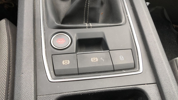 SEAT León 2.0 TDI S&S Style Go 85 kW (115 CV) Vehículo usado en Sevilla SEAT León 2.0 TDI S&S Style Go 85 kW (115 CV) Vehículo usado en Sevilla