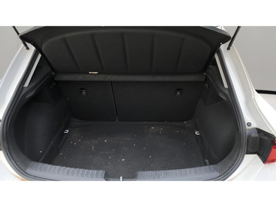 SEAT León 2.0 TDI S&S Style Go 85 kW (115 CV) 23 SEAT León 2.0 TDI S&S Style Go 85 kW (115 CV) 23