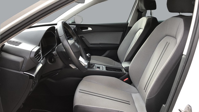 SEAT León 2.0 TDI S&S Style Go 85 kW (115 CV) Vehículo usado en Sevilla SEAT León 2.0 TDI S&S Style Go 85 kW (115 CV) Vehículo usado en Sevilla