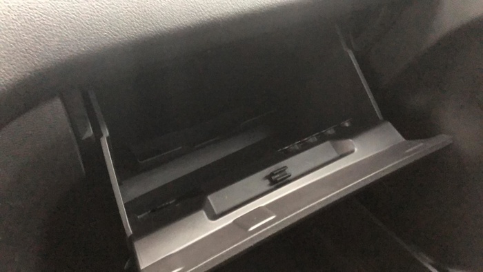 Ford Transit Courier Furgon 1.5 TDCI Ambiente 56 kW (75 CV) Vehículo usado en Sevilla Ford Transit Courier Furgon 1.5 TDCI Ambiente 56 kW (75 CV) Vehículo usado en Sevilla