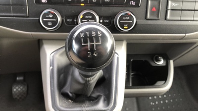 Volkswagen Caravelle Origin Batalla Corta 2.0 TDI BMT 81 kW (110 CV) 15 Volkswagen Caravelle Origin Batalla Corta 2.0 TDI BMT 81 kW (110 CV) 15