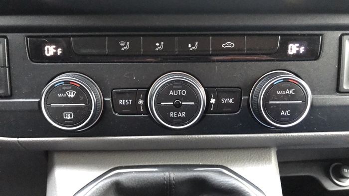 Volkswagen Caravelle Origin Batalla Corta 2.0 TDI BMT 81 kW (110 CV) Vehículo usado en Sevilla Volkswagen Caravelle Origin Batalla Corta 2.0 TDI BMT 81 kW (110 CV) Vehículo usado en Sevilla