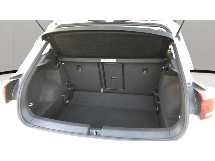 Volkswagen T-Roc Sport 1.5 TSI 110 kW (150 CV) Vehículo usado en Sevilla Volkswagen T-Roc Sport 1.5 TSI 110 kW (150 CV) Vehículo usado en Sevilla