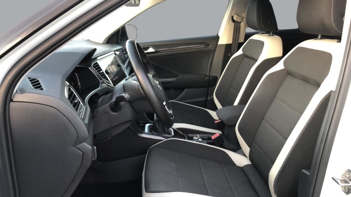 Volkswagen T-Roc Sport 1.5 TSI 110 kW (150 CV) Vehículo usado en Sevilla Volkswagen T-Roc Sport 1.5 TSI 110 kW (150 CV) Vehículo usado en Sevilla