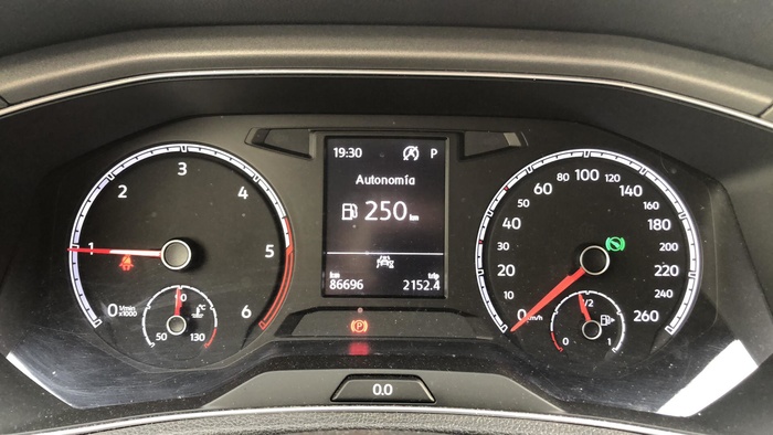 Volkswagen T-Roc Advance 2.0 TDI 110 kW (150 CV) DSG Vehículo usado en Sevilla Volkswagen T-Roc Advance 2.0 TDI 110 kW (150 CV) DSG Vehículo usado en Sevilla