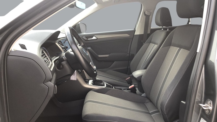 Volkswagen T-Roc Advance 2.0 TDI 110 kW (150 CV) DSG Vehículo usado en Sevilla Volkswagen T-Roc Advance 2.0 TDI 110 kW (150 CV) DSG Vehículo usado en Sevilla