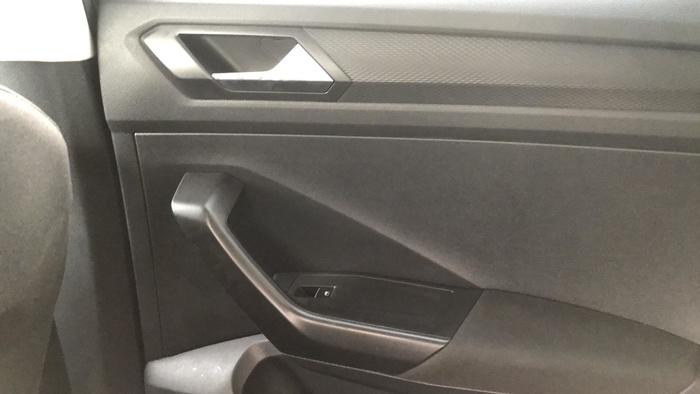 Volkswagen T-Roc Advance 2.0 TDI 110 kW (150 CV) DSG Vehículo usado en Sevilla Volkswagen T-Roc Advance 2.0 TDI 110 kW (150 CV) DSG Vehículo usado en Sevilla