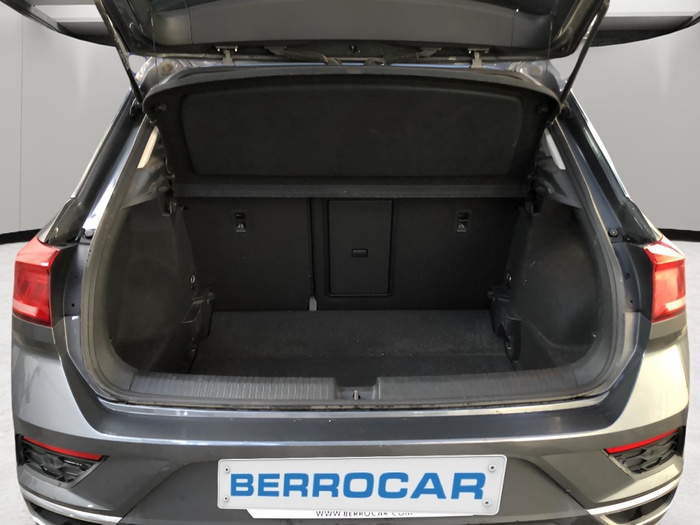Volkswagen T-Roc Advance 2.0 TDI 110 kW (150 CV) DSG Vehículo usado en Sevilla Volkswagen T-Roc Advance 2.0 TDI 110 kW (150 CV) DSG Vehículo usado en Sevilla