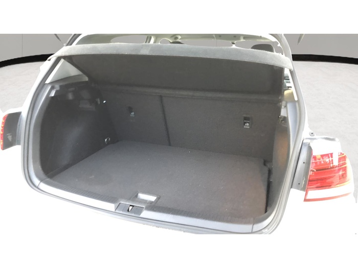 Volkswagen Golf Ready2Go 1.6 TDI 85 kW (115 CV) Vehículo usado en Sevilla Volkswagen Golf Ready2Go 1.6 TDI 85 kW (115 CV) Vehículo usado en Sevilla