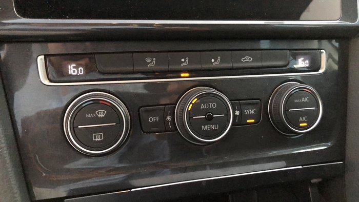 Volkswagen Golf Ready2Go 1.6 TDI 85 kW (115 CV) Vehículo usado en Sevilla Volkswagen Golf Ready2Go 1.6 TDI 85 kW (115 CV) Vehículo usado en Sevilla